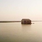 Luigi Ghirri – Argine Agosta, Comacchio,1989