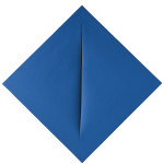 Lucio Fontana, “Concetto Spaziale Attesa, taglio blu”