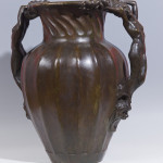 Amleto Cataldi, Vaso liberty con nudi di donne e mascheroni, primi del XX secolo, scultura in bronzo
