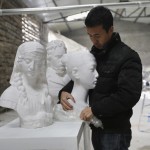 Li hongbo flexible paper sculptires – sculture di carta